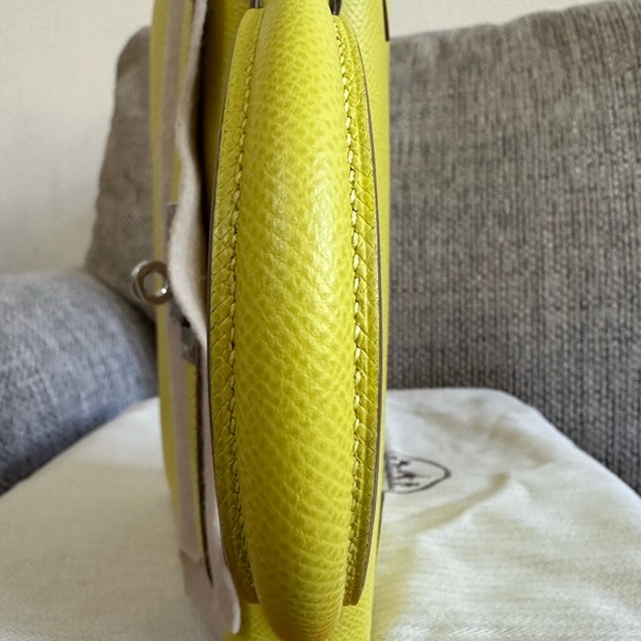 HERMÈS Lime PHW KELLY 25 Epsom Sellier , stamp U -2022  w/ Receipt - Picture 12 of 16